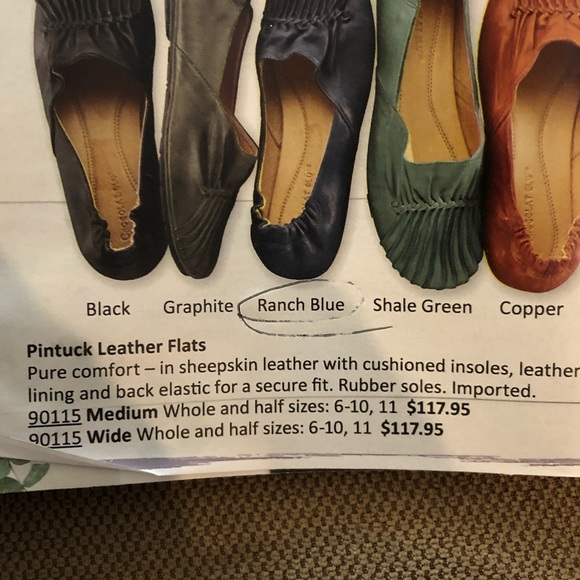 pintuck leather flat shoes